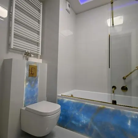 Onyx Modern Tower